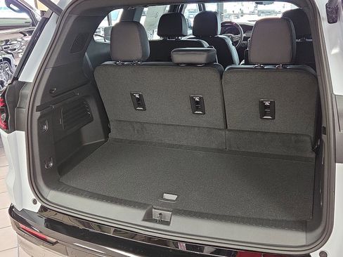 New 2026 GMC Acadia Denali w/ Super Cruise Package FWD image 4
