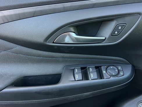 New 2026 Buick Envista Sport Touring w/ Convenience I Package FWD image 9