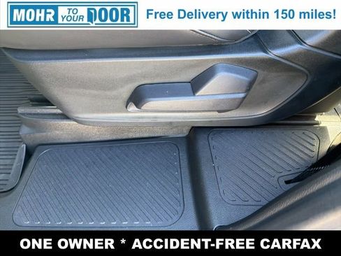 Used 2022 Ford Explorer XLT w/ Equipment Group 202A image 31