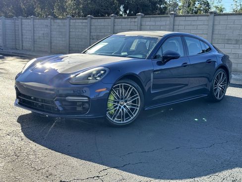 Certified 2023 Porsche Panamera 4 image 1