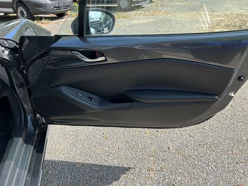 Used 2019 MAZDA MX-5 Miata RF Grand Touring image 28