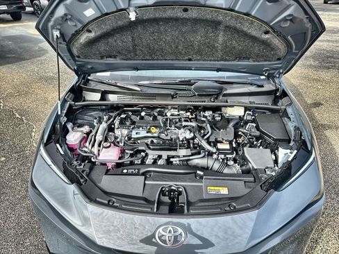 New 2026 Toyota Prius Plug-In Hybrid FWD image 33