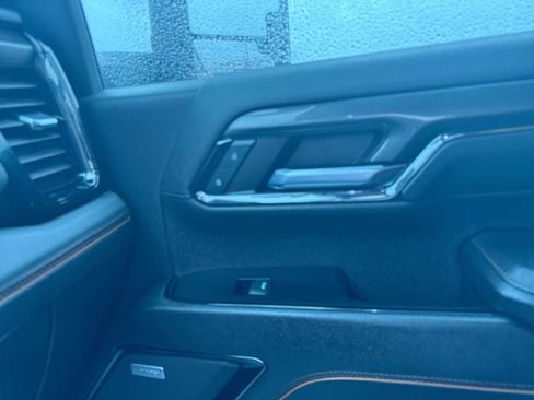 Used 2024 GMC Sierra 2500 AT4 w/ AT4 Premium Plus Package image 35