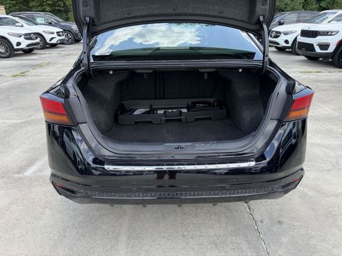 Used 2022 Nissan Altima 2.5 SV FWD image 22