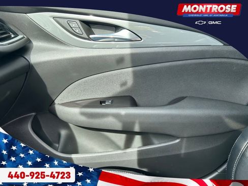 Used 2019 Buick Regal Preferred w/ Sights and Sounds Package AWD/4WD image 12