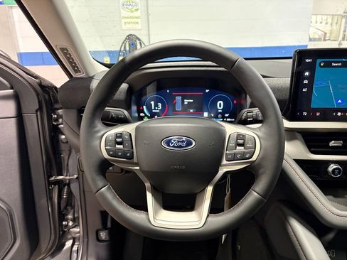 New 2026 Ford Explorer Active w/ Active Comfort Package image 10