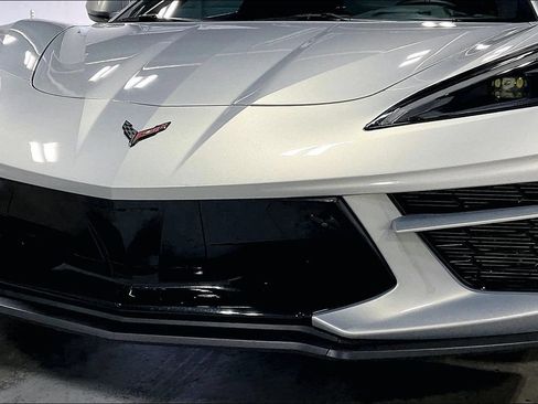 Used 2023 Chevrolet Corvette Stingray Premium Cpe w/ Z51 Performance Package RWD image 31