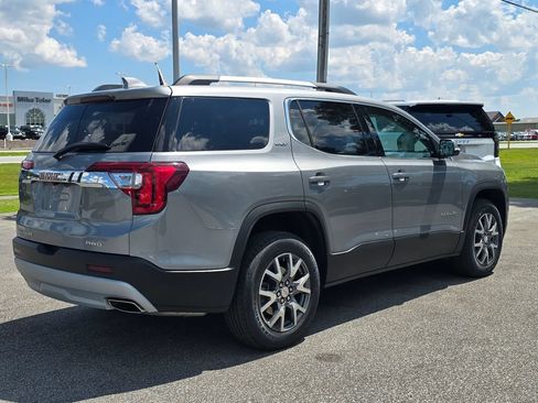 Used 2023 GMC Acadia SLT w/ Preferred Package AWD/4WD image 3