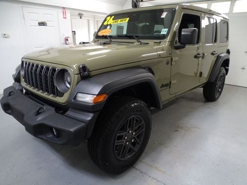 Used 2026 Jeep Wrangler Unlimited Sport AWD/4WD image 16