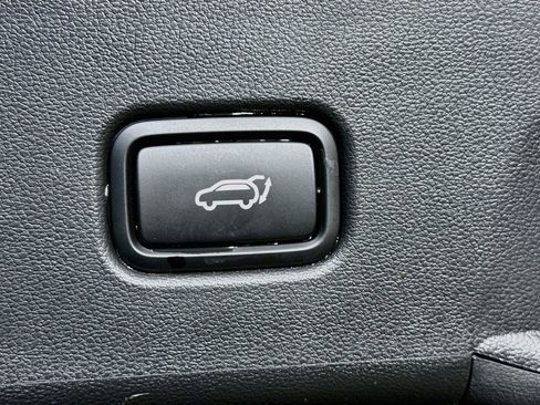 Certified 2025 Hyundai Tucson SEL AWD/4WD image 28