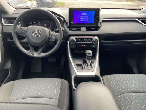Used 2025 Toyota RAV4 XLE w/ Convenience Package FWD image 12