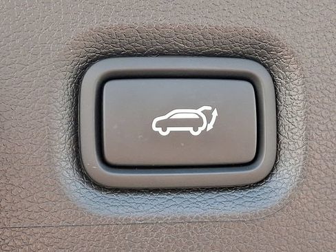 Certified 2023 Hyundai Santa Fe SEL Premium AWD/4WD image 30