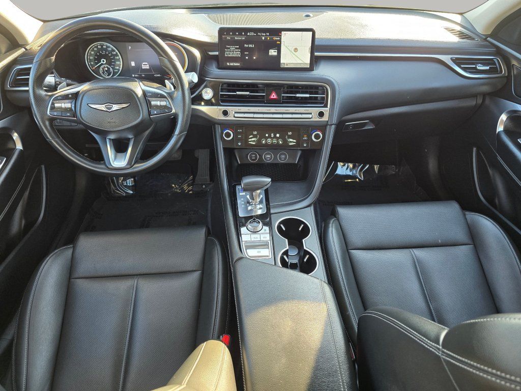 Used 2025 Genesis G70 2.5T RWD image 2