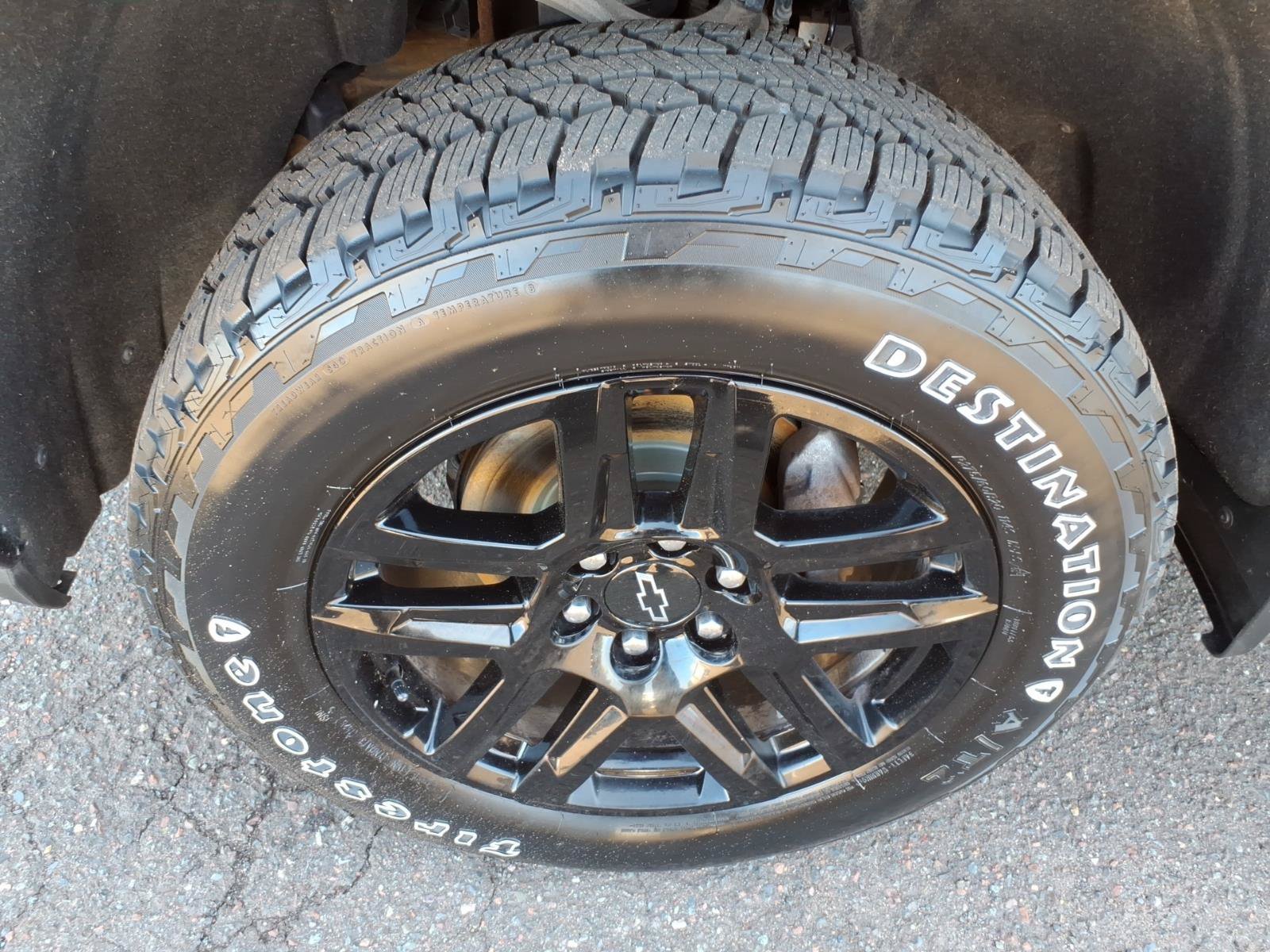 Used 2022 Chevrolet Silverado 1500 LT Trail Boss w/ Bed Protection Package AWD/4WD image 11