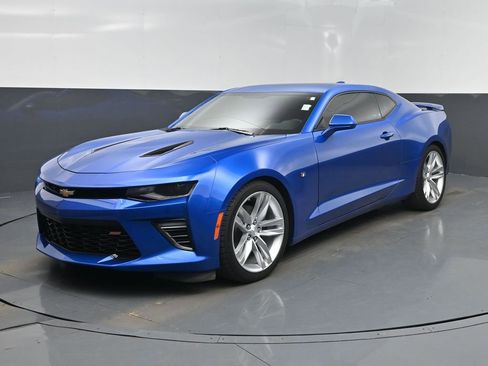 Used 2018 Chevrolet Camaro SS image 22