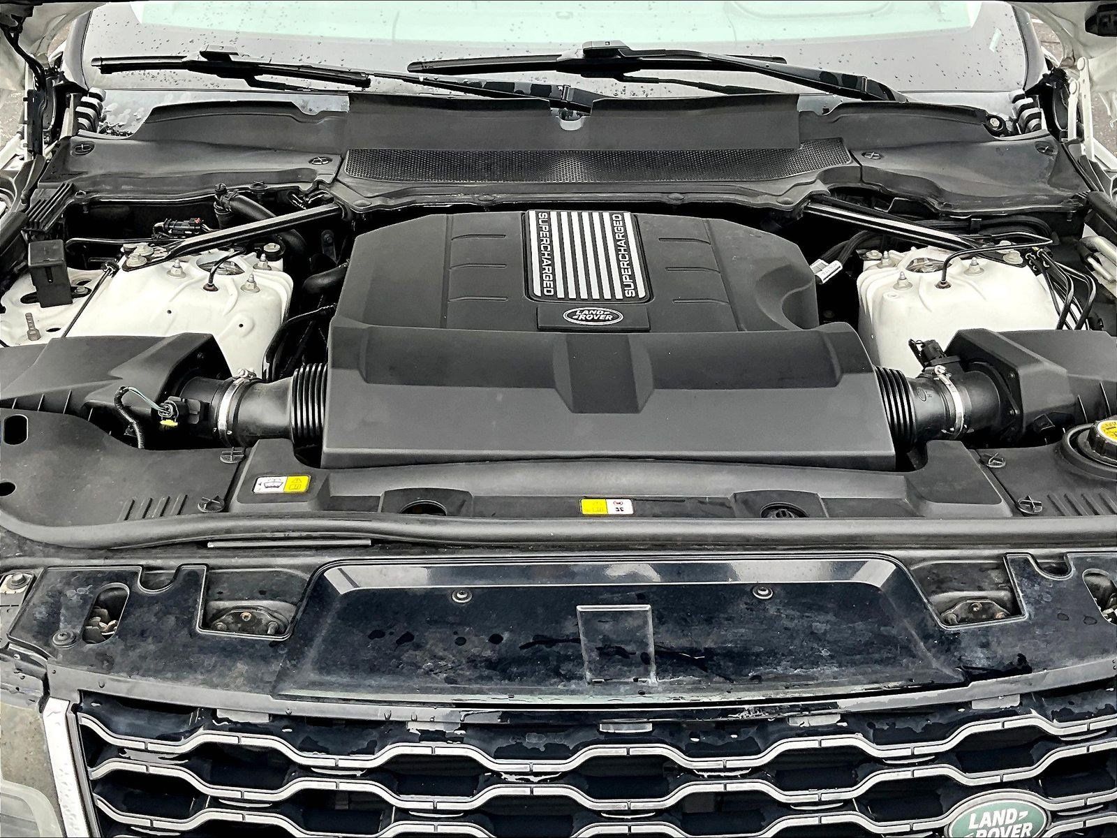 Used 2018 Land Rover Range Rover Sport HSE AWD/4WD image 30