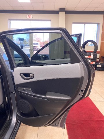 Used 2021 Hyundai Kona Ultimate FWD image 12