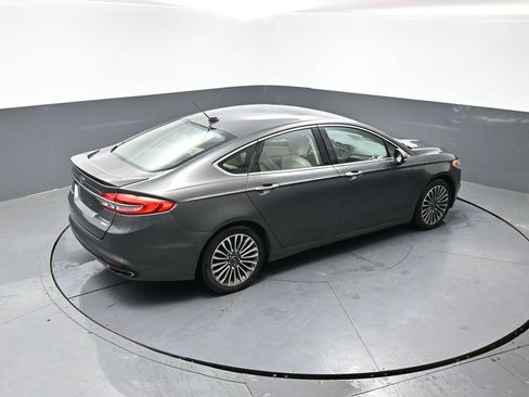 Used 2018 Ford Fusion Titanium AWD/4WD image 12