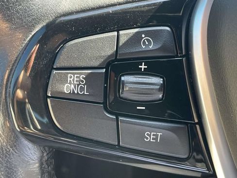Used 2019 BMW 530i xDrive w/ Convenience Package AWD/4WD image 22