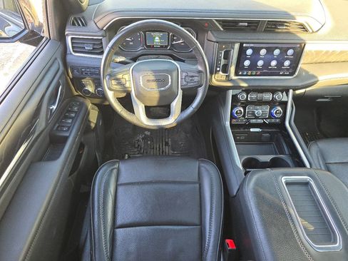 Used 2021 GMC Yukon Denali image 23