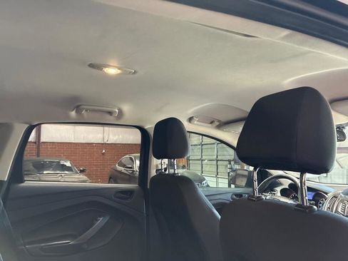Used 2015 Ford Escape S image 26