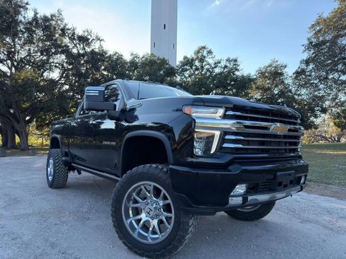 Used 2023 Chevrolet Silverado 2500 High Country w/ Safety Package II image 31