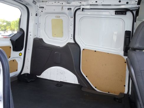 Used 2019 Ford Transit Connect XL image 11