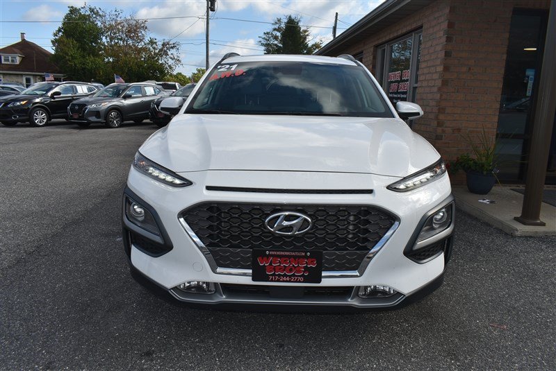 Used 2021 Hyundai Kona Ultimate w/ Cargo Package AWD/4WD image 9