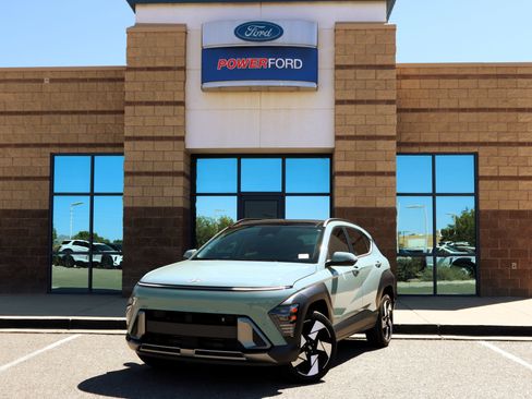 Used 2024 Hyundai Kona Limited AWD/4WD image 2