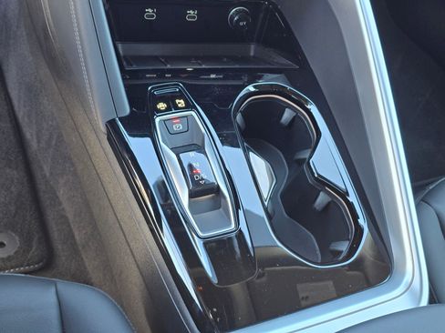 Certified 2025 Audi Q5 Premium w/ Convenience Package image 23