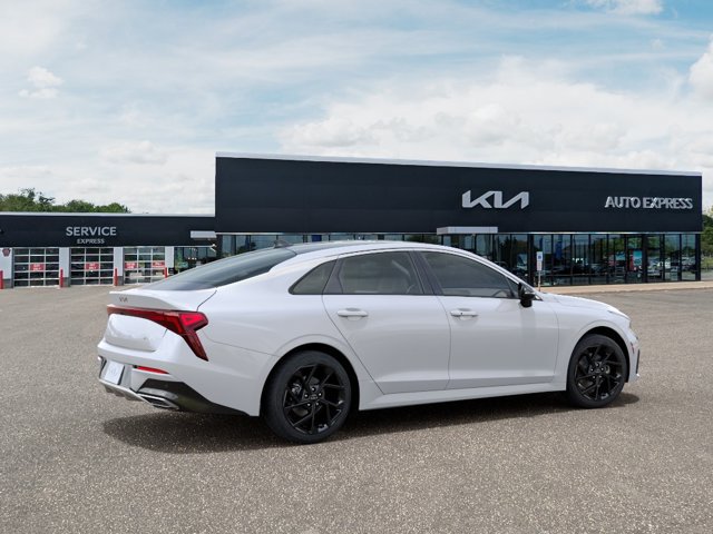 New 2027 Kia K5 GT-Line image 6