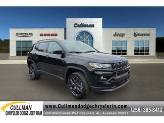 New 2026 Jeep Compass Limited w/ Sun, Sound & Navigation Group video 1