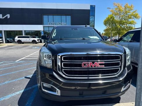 Used 2018 GMC Yukon XL SLT w/ Open Road Package AWD/4WD image 7