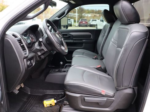 Used 2024 RAM 3500 Tradesman image 30