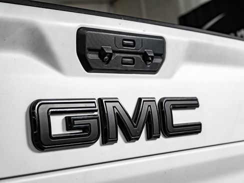Used 2024 GMC Sierra 3500 Denali Ultimate AWD/4WD image 49