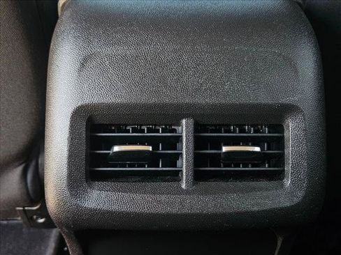 Used 2021 Chevrolet Equinox LS w/ LS Convenience Package FWD image 16