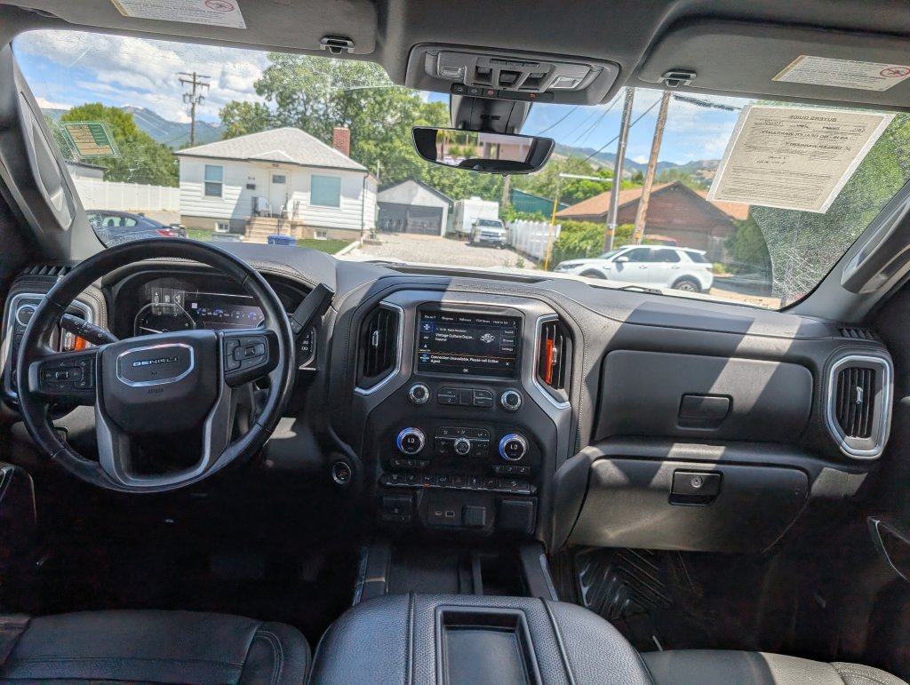 Used 2021 GMC Sierra 2500 Denali w/ Denali Ultimate Package AWD/4WD image 9