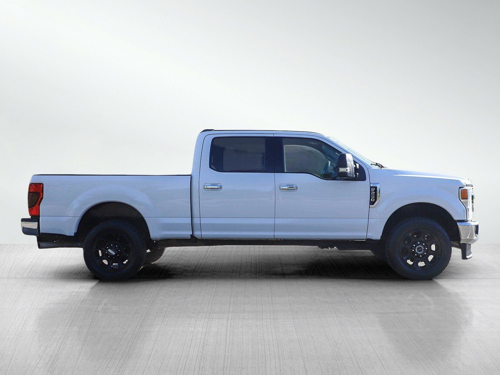 Used 2021 Ford F250 XLT w/ XLT Value Package AWD/4WD image 6