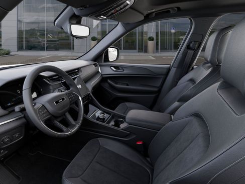 New 2025 Jeep Grand Cherokee L Altitude image 36