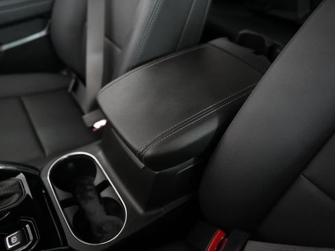 Used 2025 GMC Canyon Elevation w/ Convenience Package RWD image 30