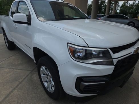 Used 2022 Chevrolet Colorado LT w/ Fleet Safety Package RWD image 33
