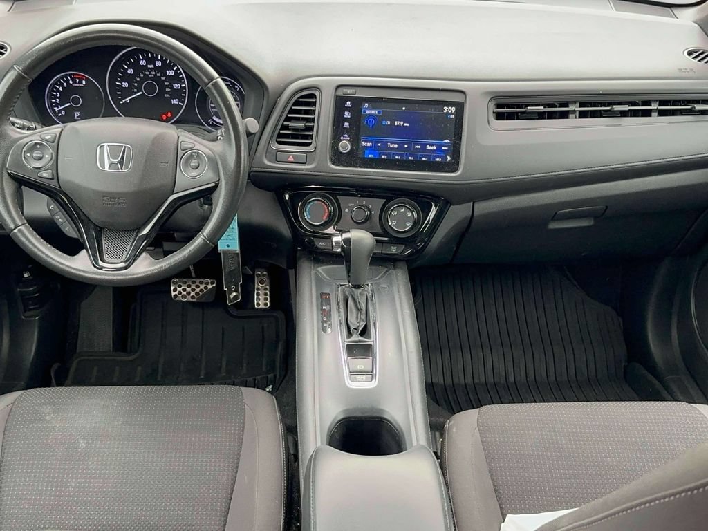 Certified 2021 Honda HR-V Sport image 10