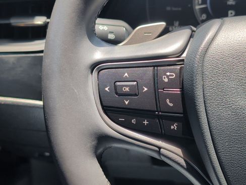 Used 2023 Lexus ES 350 w/ Premium Package FWD image 14