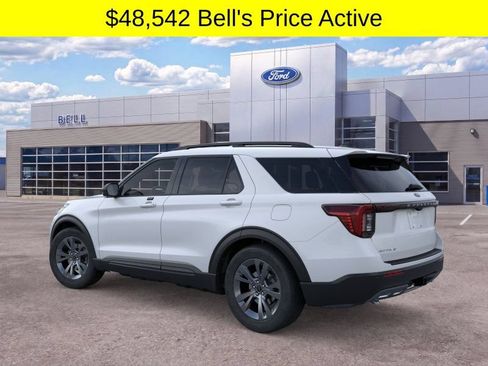 New 2026 Ford Explorer Active w/ Active Comfort Package AWD/4WD image 4