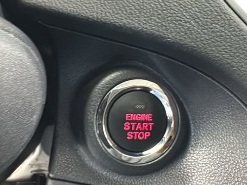 Used 2023 Subaru Crosstrek 2.5i Limited w/ Moonroof Package image 23