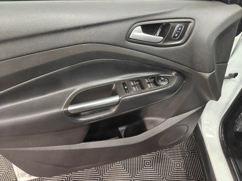 Used 2019 Ford Escape SE AWD/4WD image 36