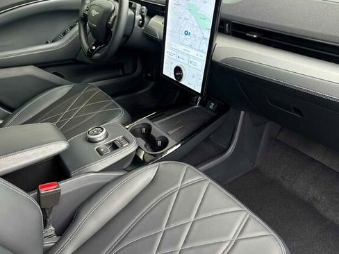 Certified 2023 Ford Mustang Mach-E Select image 13