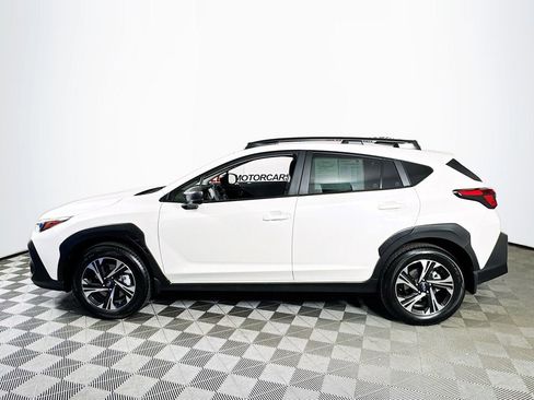 Used 2025 Subaru Crosstrek 2.0i Premium image 4