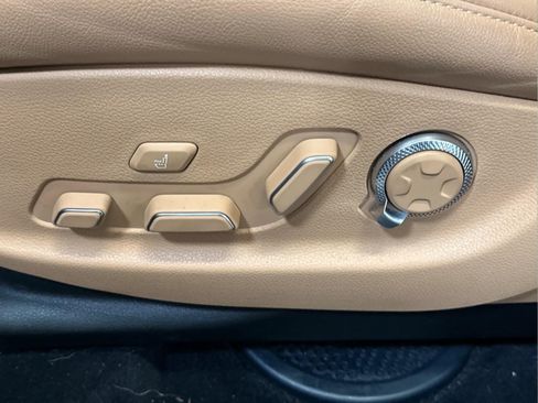 Used 2021 Genesis GV80 3.5T Advanced + AWD/4WD image 18