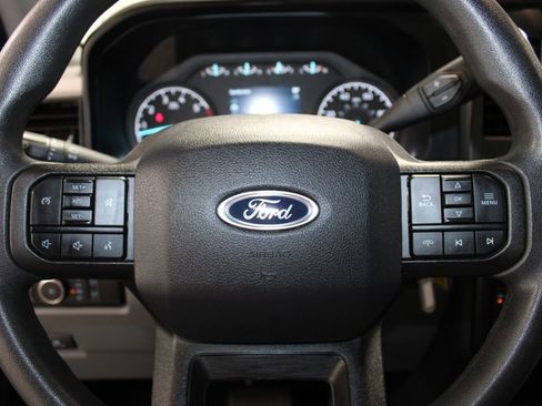 Used 2024 Ford F250 XLT image 44